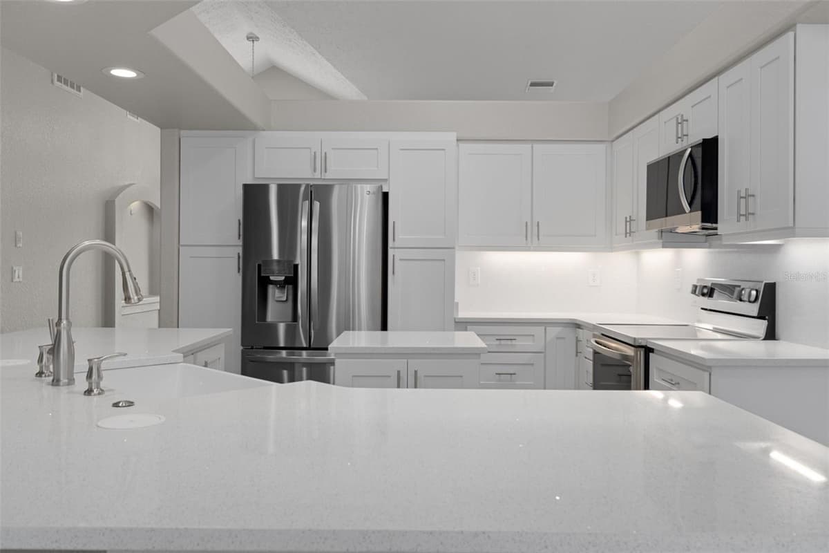 4200 PINE RIDGE BOULEVARD — photo 19 of 68