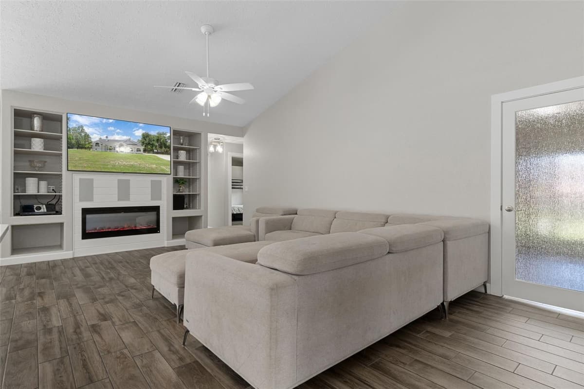 4200 PINE RIDGE BOULEVARD — photo 36 of 68
