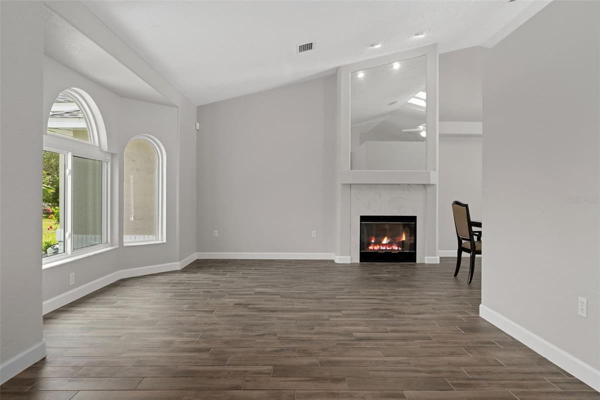 4200 PINE RIDGE BOULEVARD — photo 6 of 68