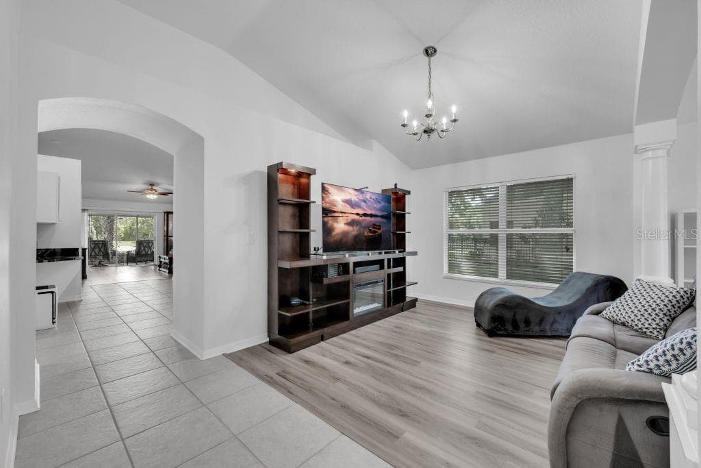 15424 OSPREY GLEN DRIVE — photo 8 of 45