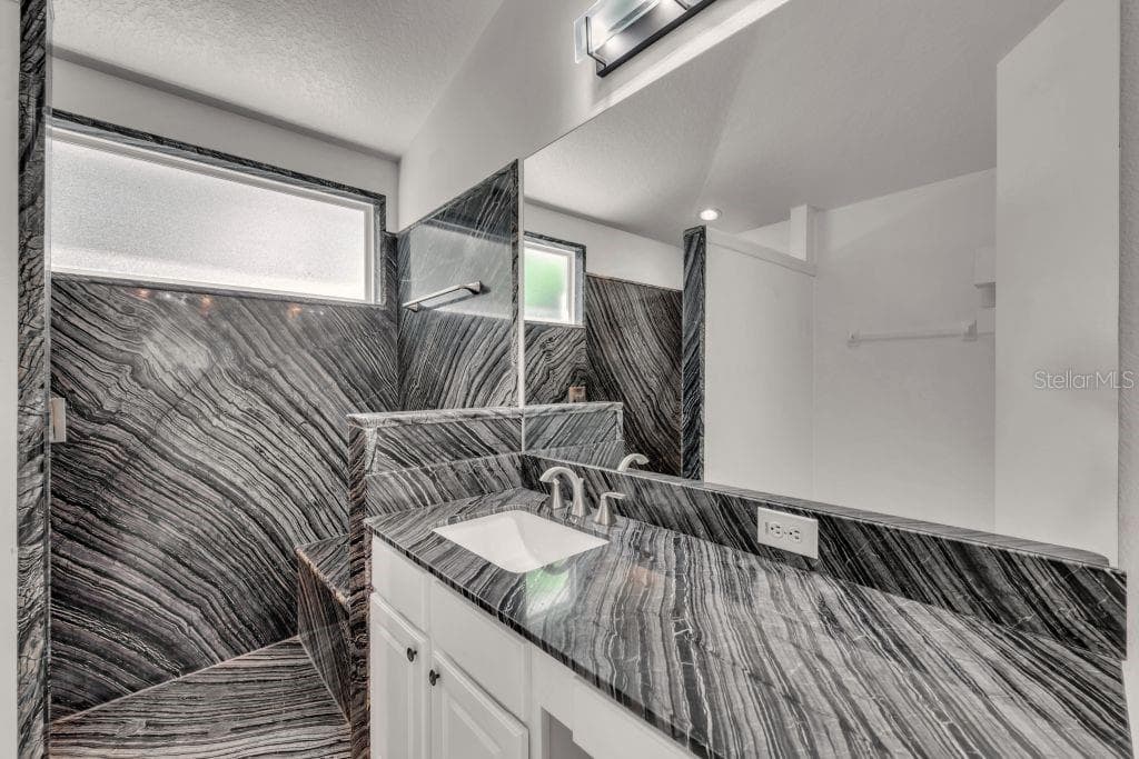 15424 OSPREY GLEN DRIVE — photo 24 of 45