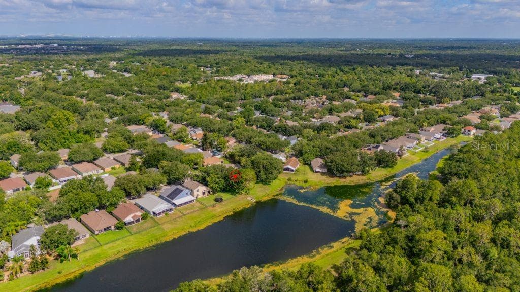 15424 OSPREY GLEN DRIVE — photo 40 of 45