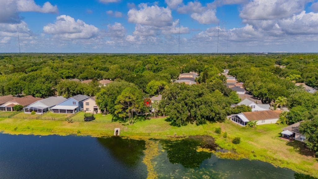 15424 OSPREY GLEN DRIVE — photo 37 of 45