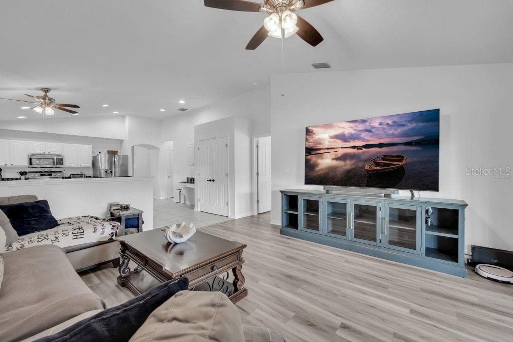 15424 OSPREY GLEN DRIVE — photo 19 of 45
