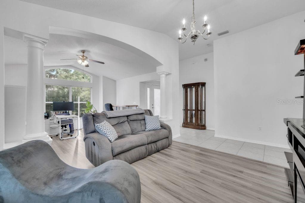 15424 OSPREY GLEN DRIVE — photo 10 of 45