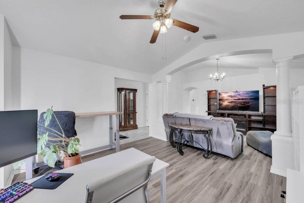 15424 OSPREY GLEN DRIVE — photo 11 of 45