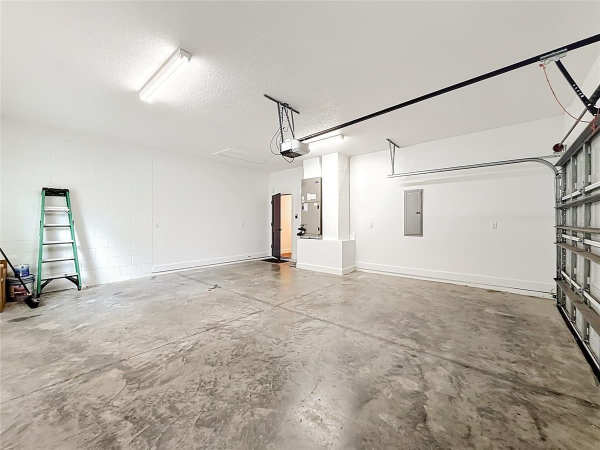 44524 CROSS COUNTRY BOULEVARD — photo 42 of 59
