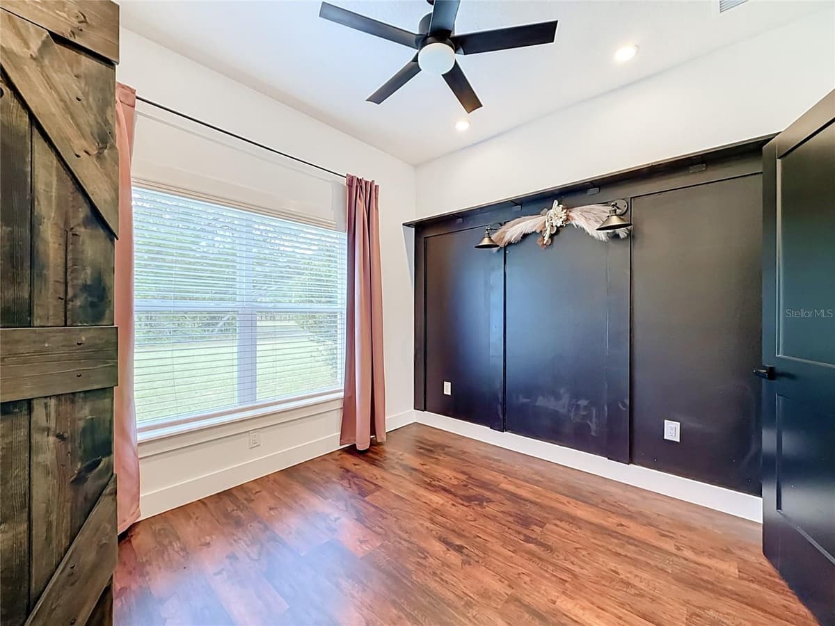 44524 CROSS COUNTRY BOULEVARD — photo 22 of 59