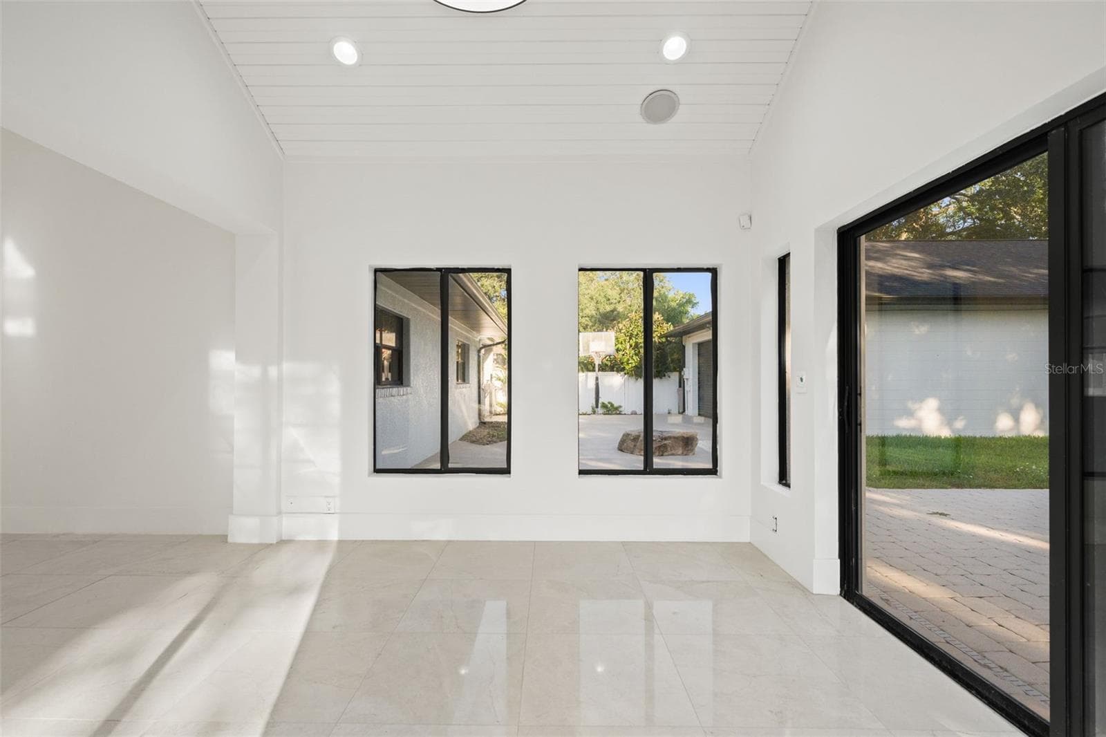 2521 LAKE ELLEN DRIVE — photo 37 of 55