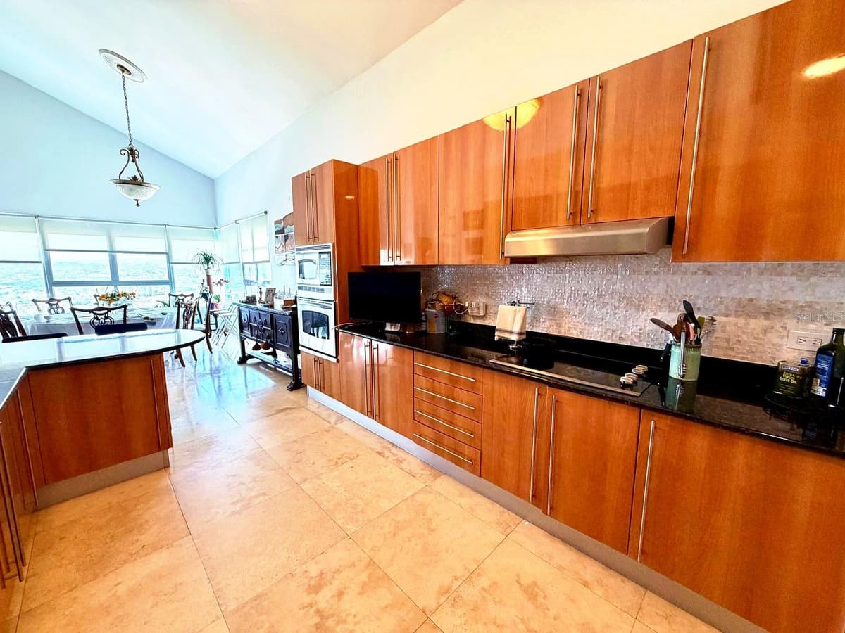 Carretera 833 PLAZA DEL PRADO — photo 69 of 83