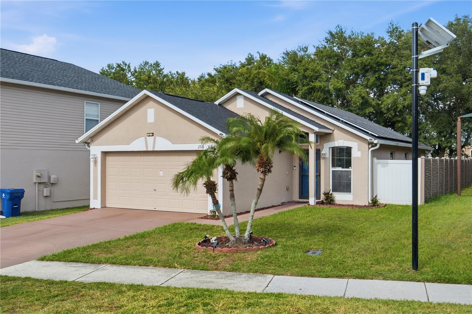 2816 MINGO DRIVE — photo 3 of 41