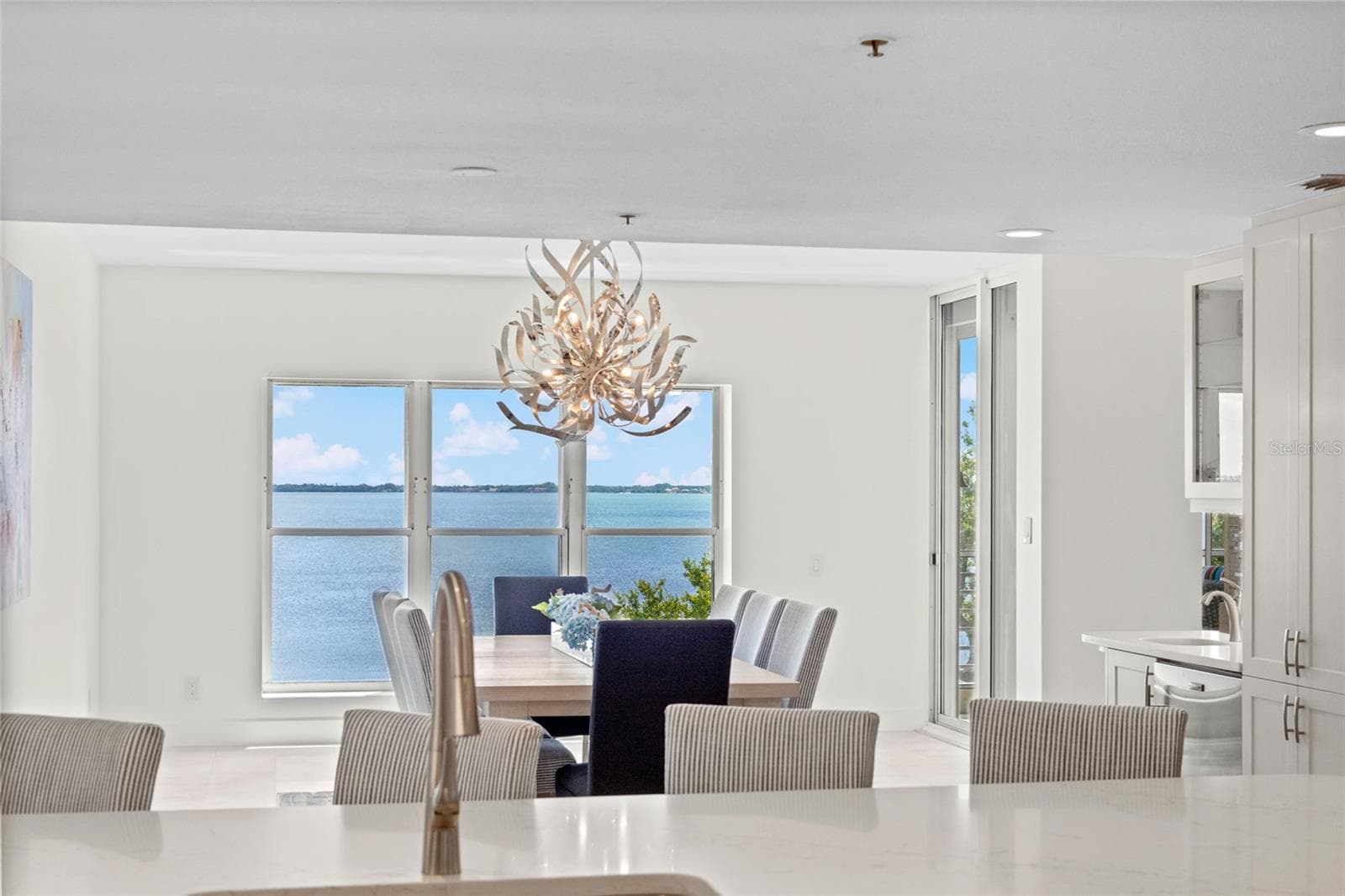 2450 HARBOURSIDE DRIVE — photo 18 of 59