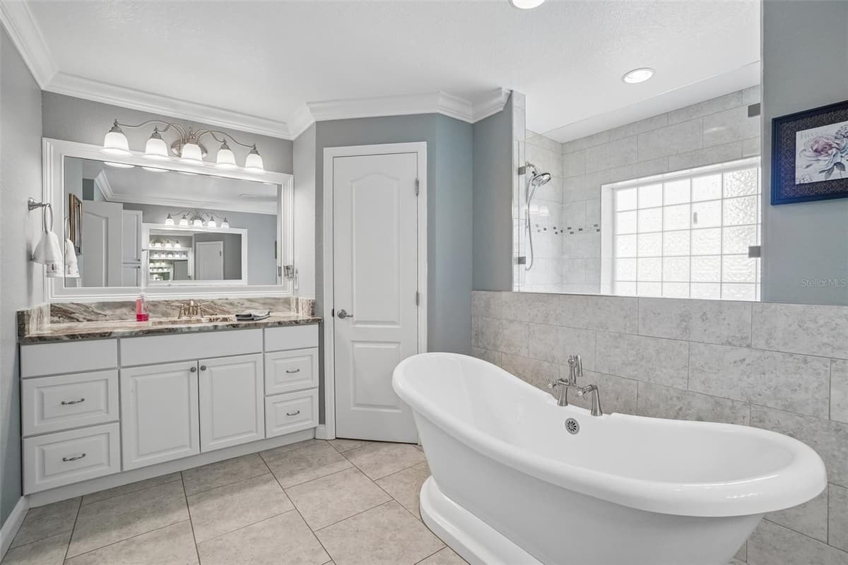3934 CONNERSVILLE ROAD — photo 7 of 81