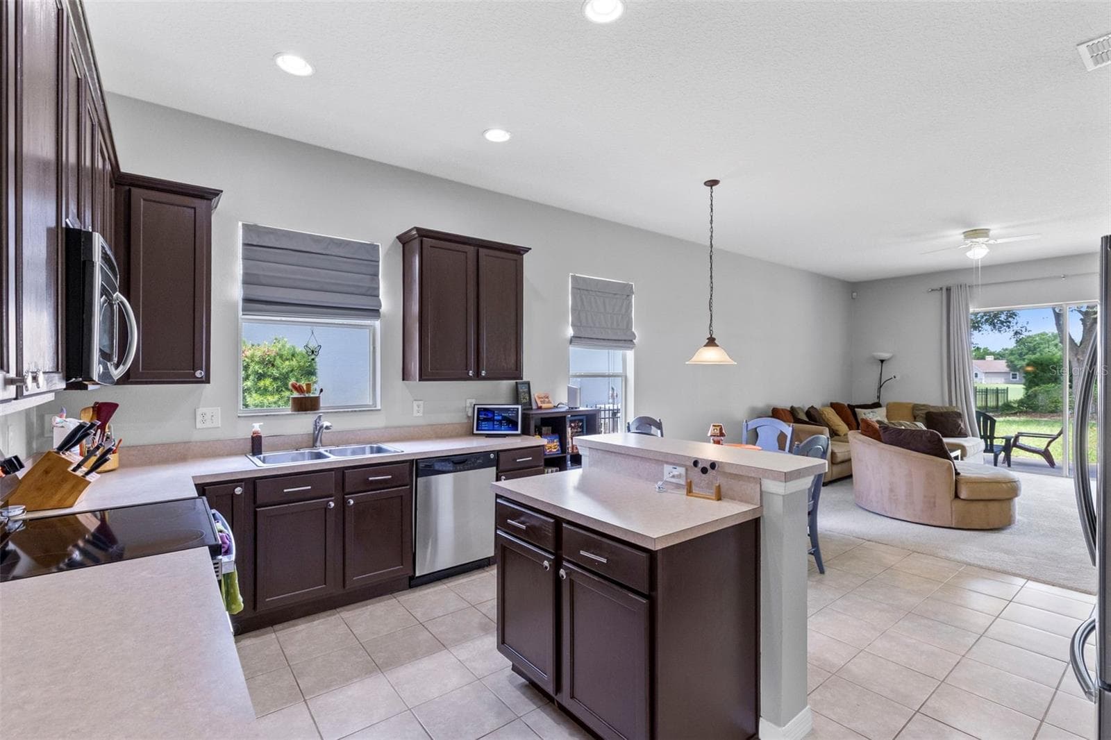 33827 TERRAGONA DRIVE — photo 6 of 32