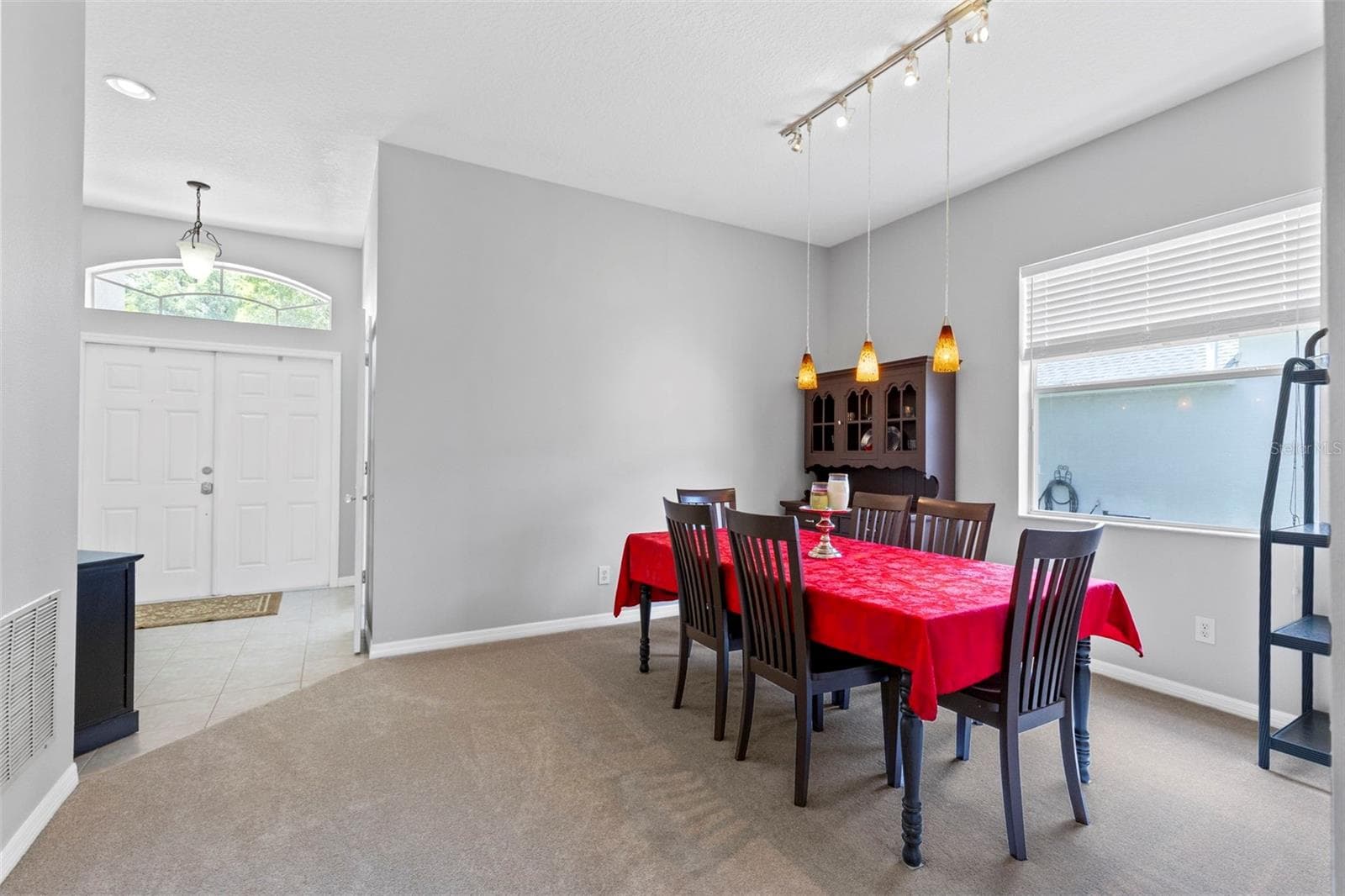 33827 TERRAGONA DRIVE — photo 5 of 32