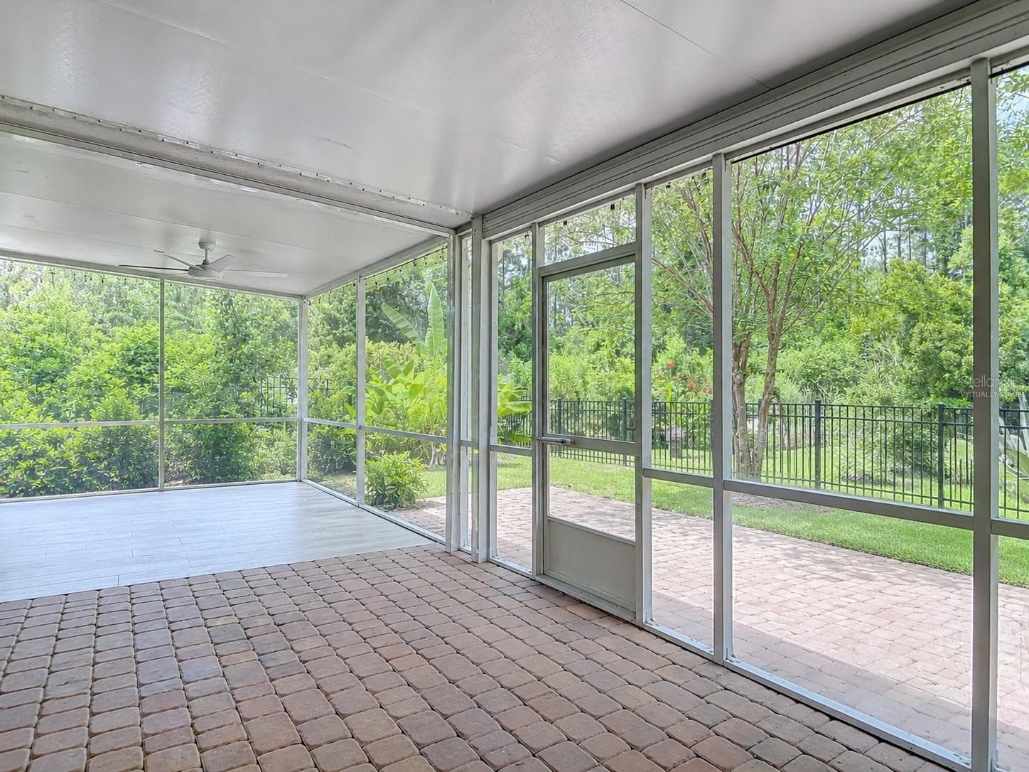 111 HUMMINGBIRD PLACE — photo 34 of 56