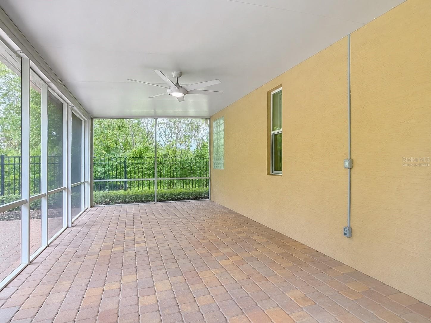 111 HUMMINGBIRD PLACE — photo 35 of 56