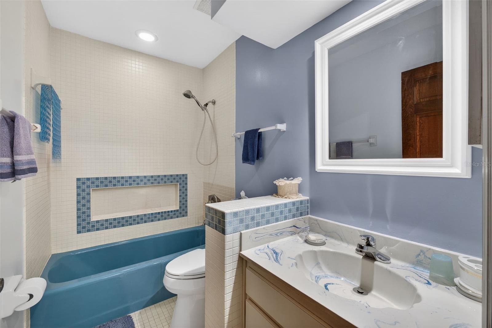 1406 BIG OAK COURT — photo 15 of 79
