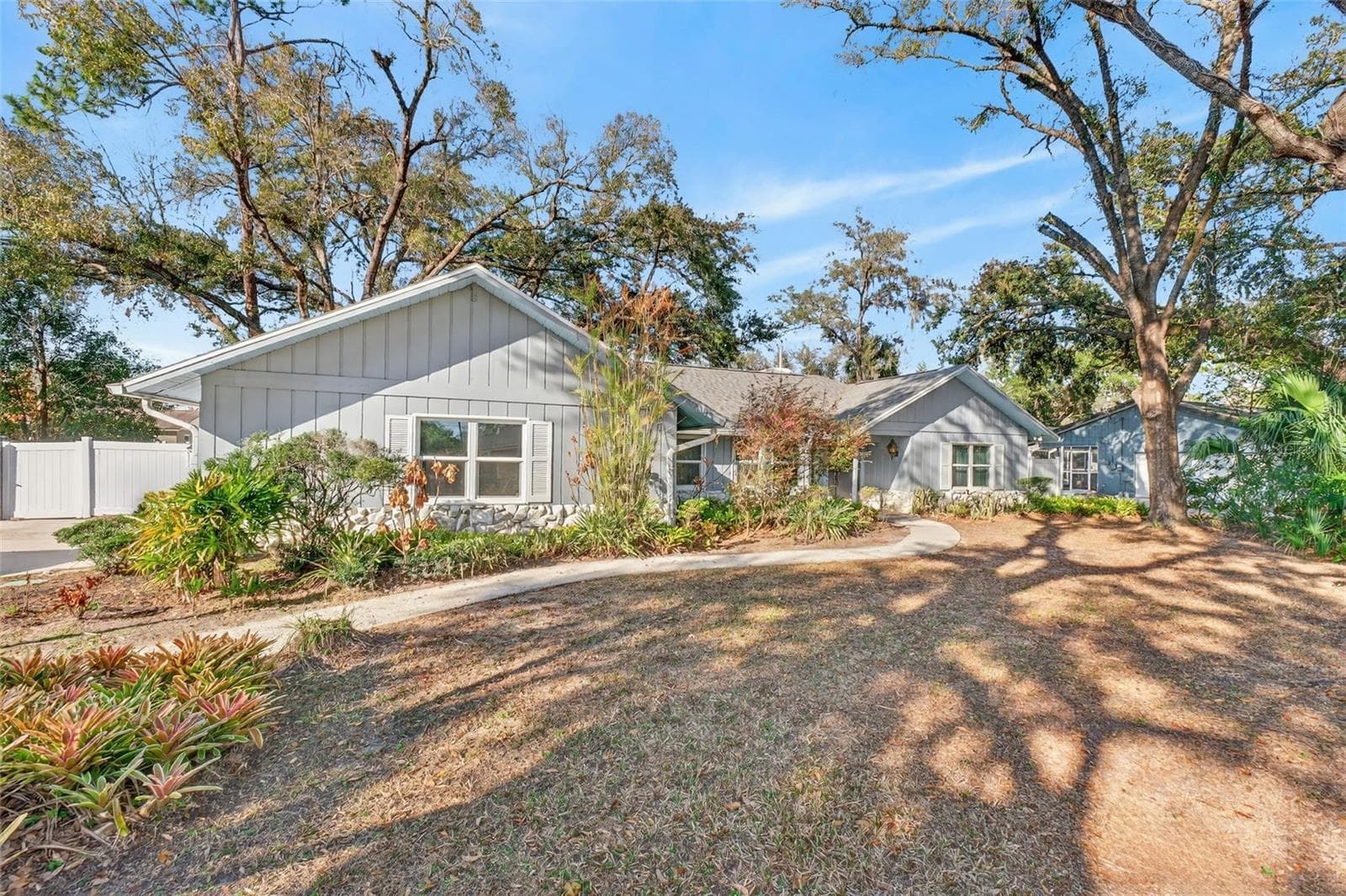 1406 BIG OAK COURT — photo 8 of 79