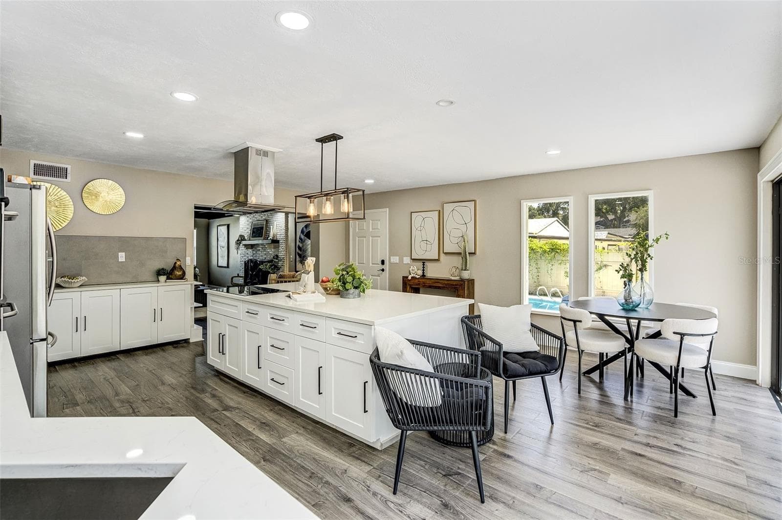 11935 RIVERHILLS DRIVE — photo 9 of 32