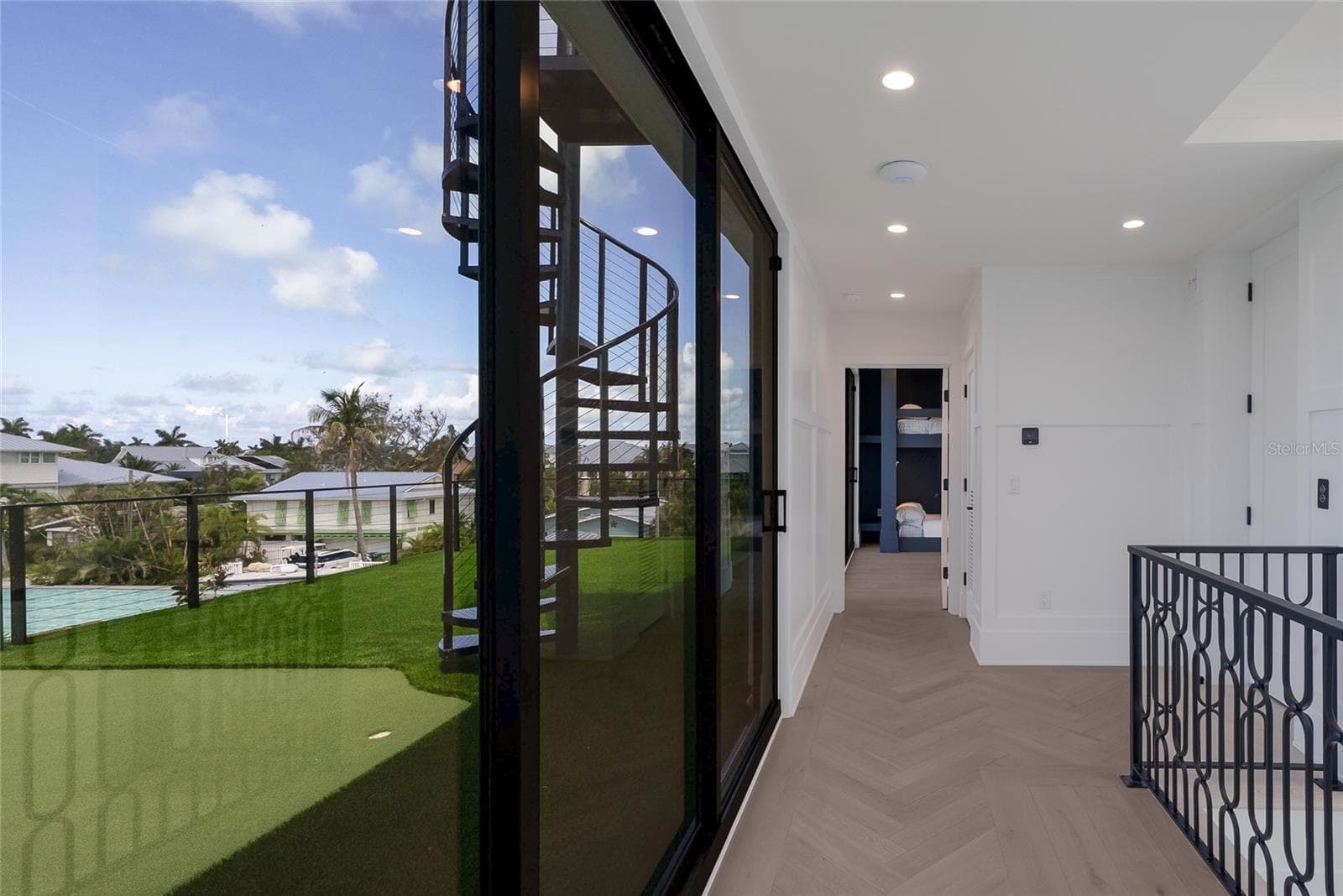 703 BAY BOULEVARD — photo 64 of 100