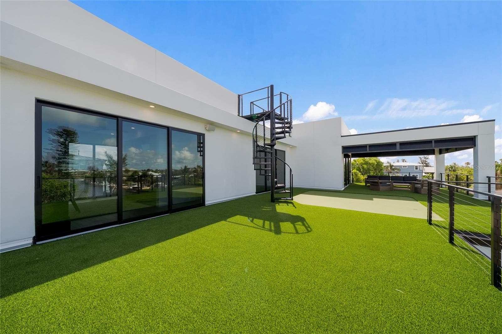 703 BAY BOULEVARD — photo 78 of 100