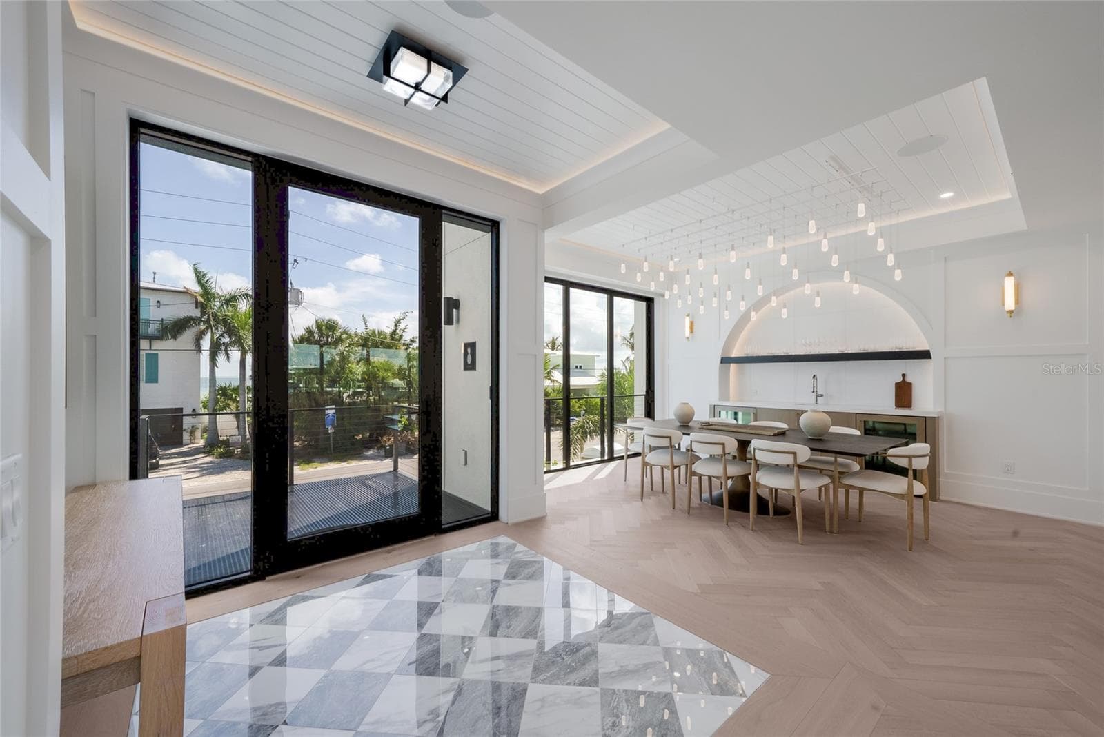 703 BAY BOULEVARD — photo 21 of 100