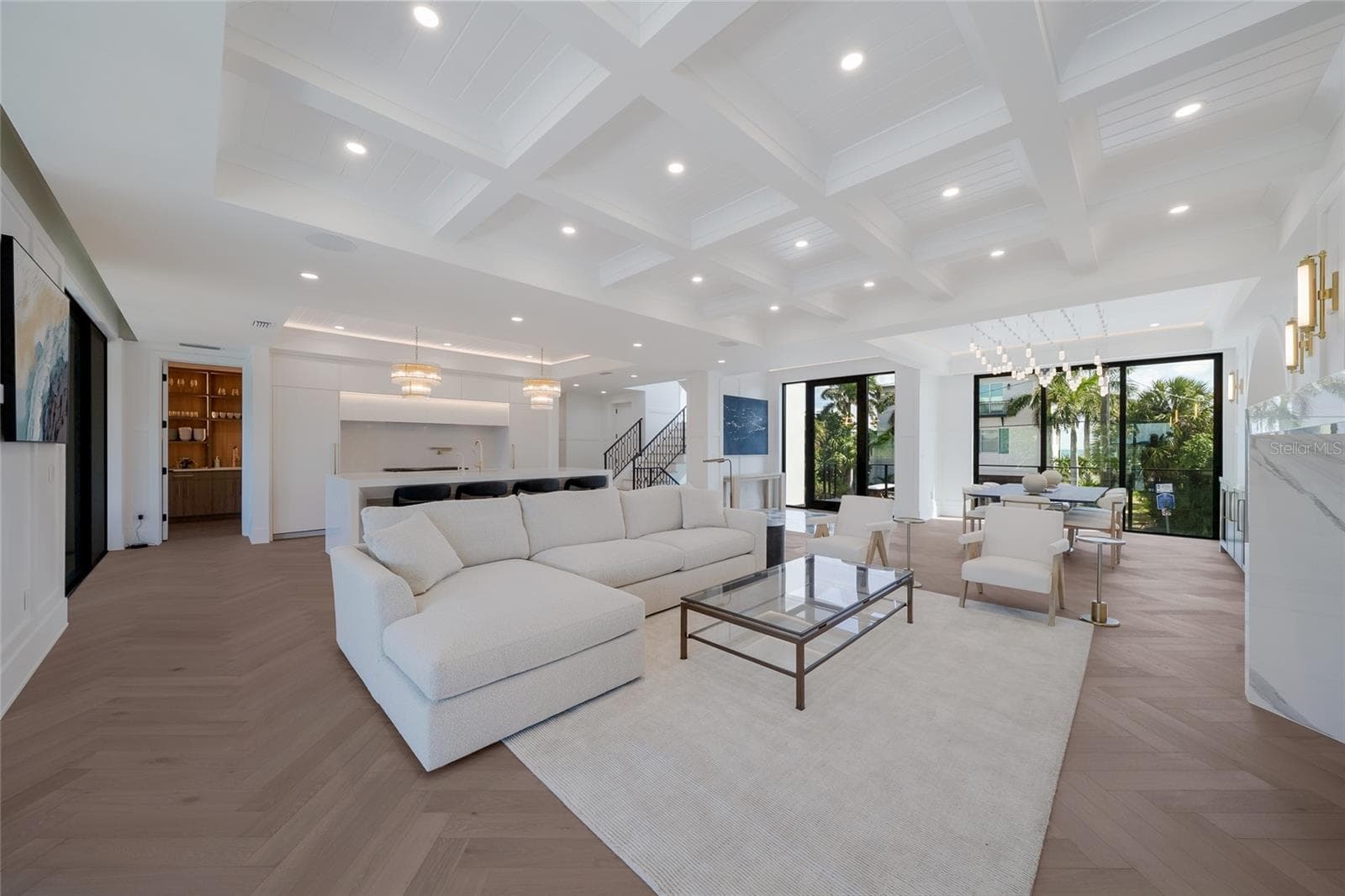 703 BAY BOULEVARD — photo 13 of 100