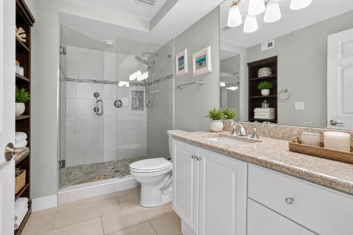 4651 ATLANTIC AVENUE — photo 18 of 49