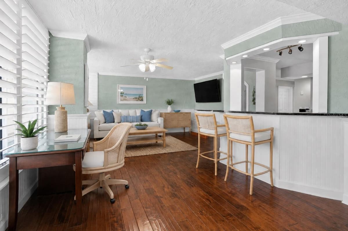 4651 ATLANTIC AVENUE — photo 10 of 49