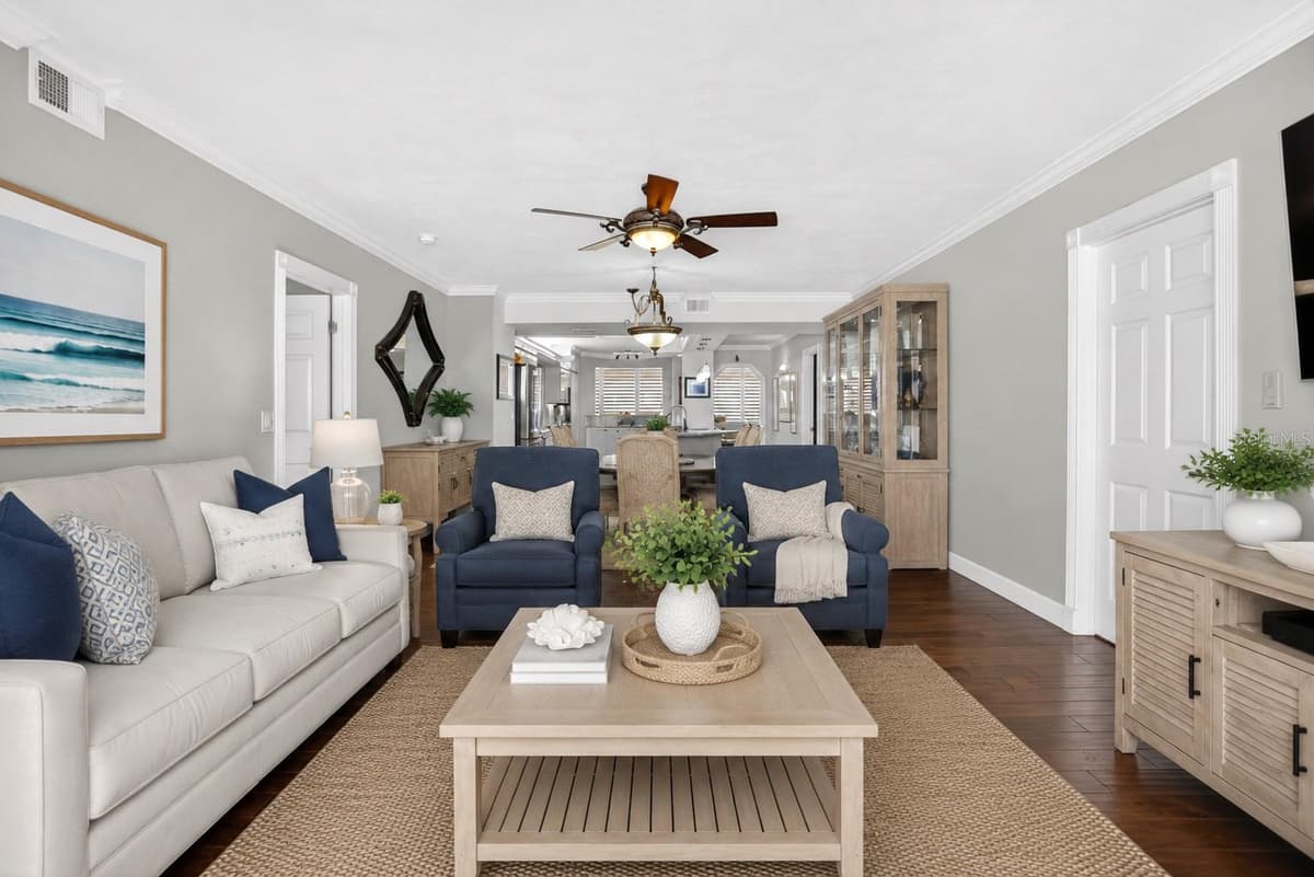 4651 ATLANTIC AVENUE — photo 7 of 49