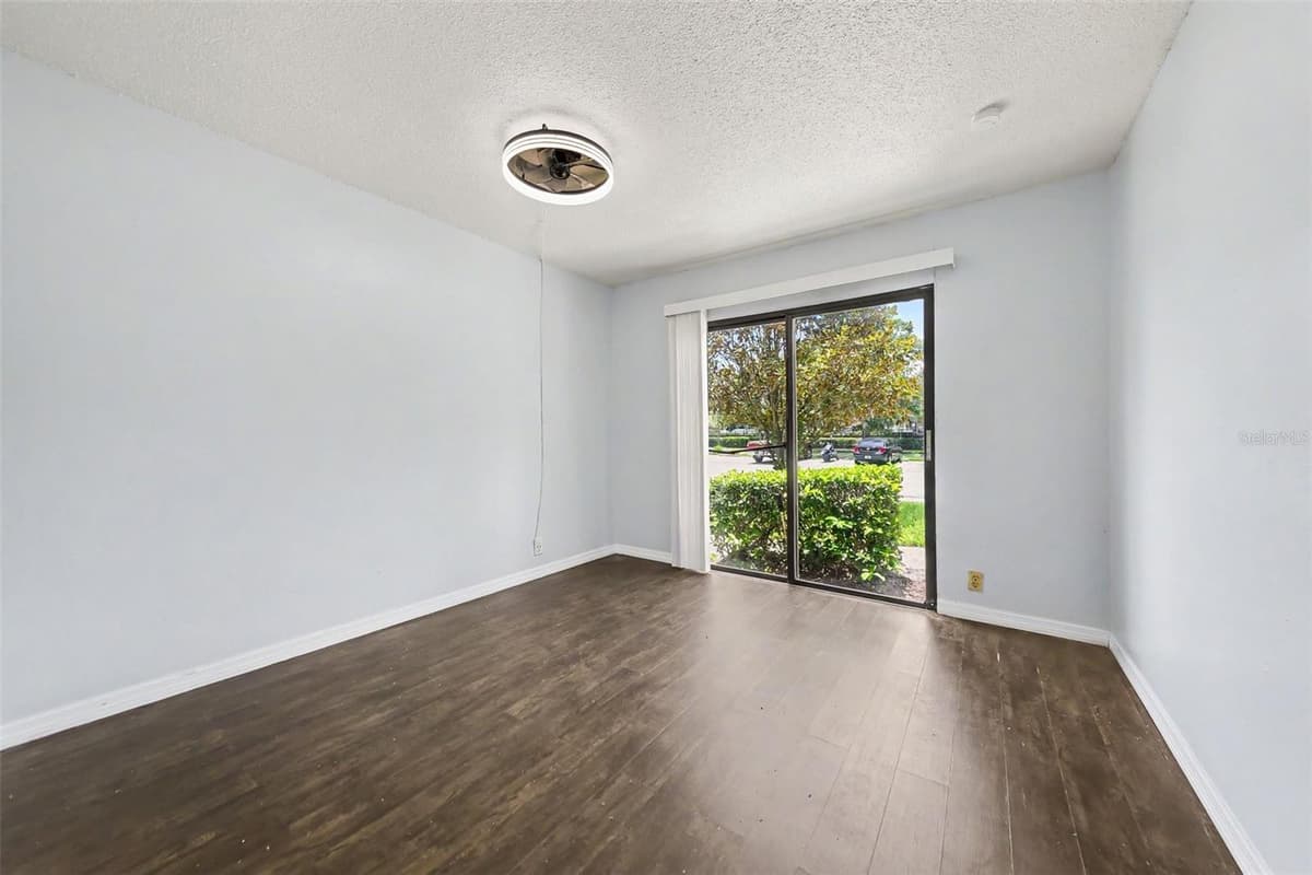429 SHEOAH BOULEVARD — photo 19 of 41