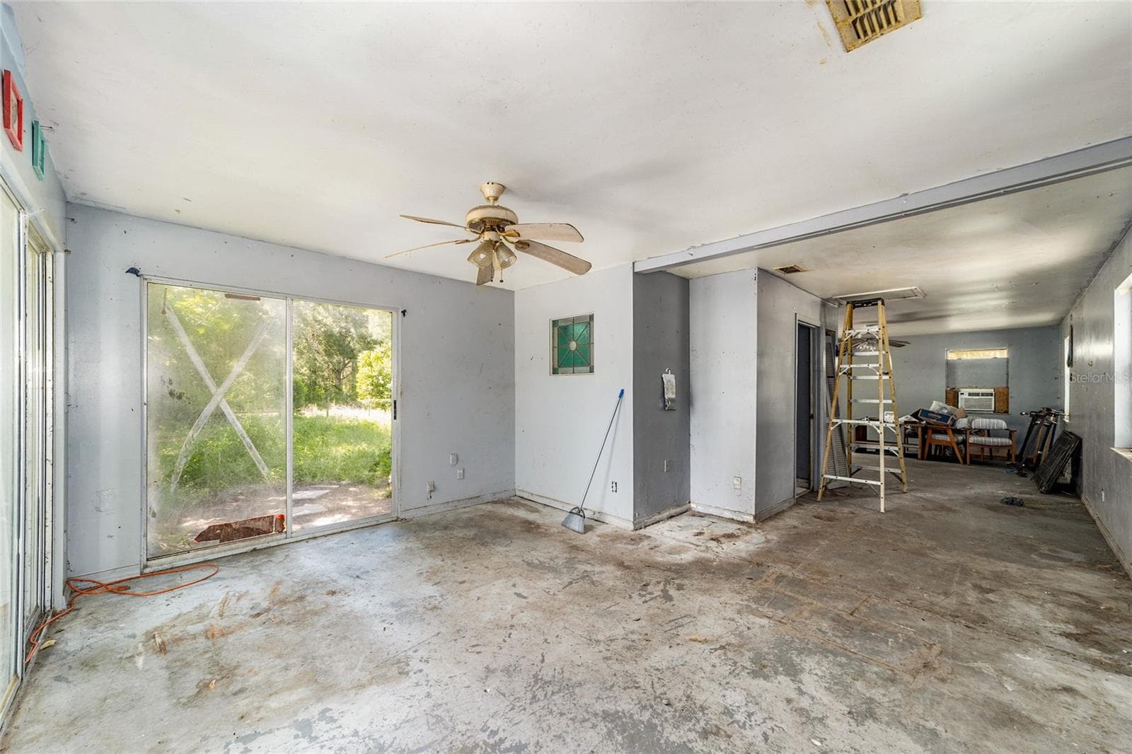 11768 GATLEN AVENUE — photo 14 of 50