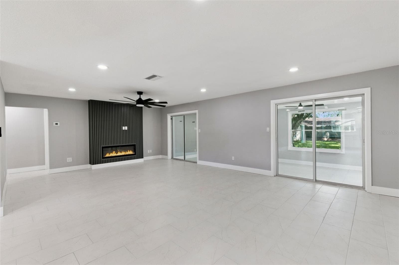 10633 WATERTOWN COURT — photo 4 of 19