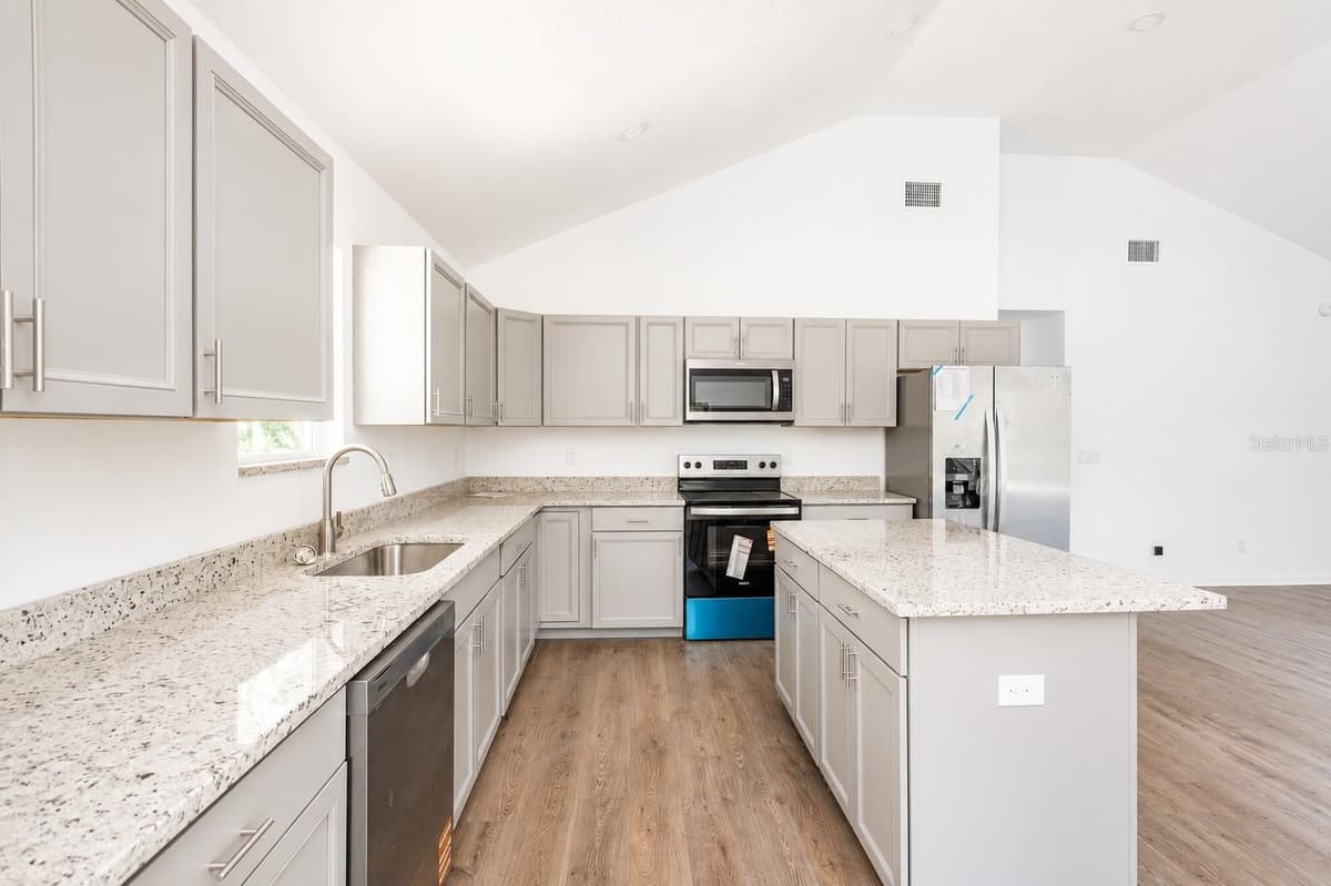 4840 CR687 — photo 5 of 10