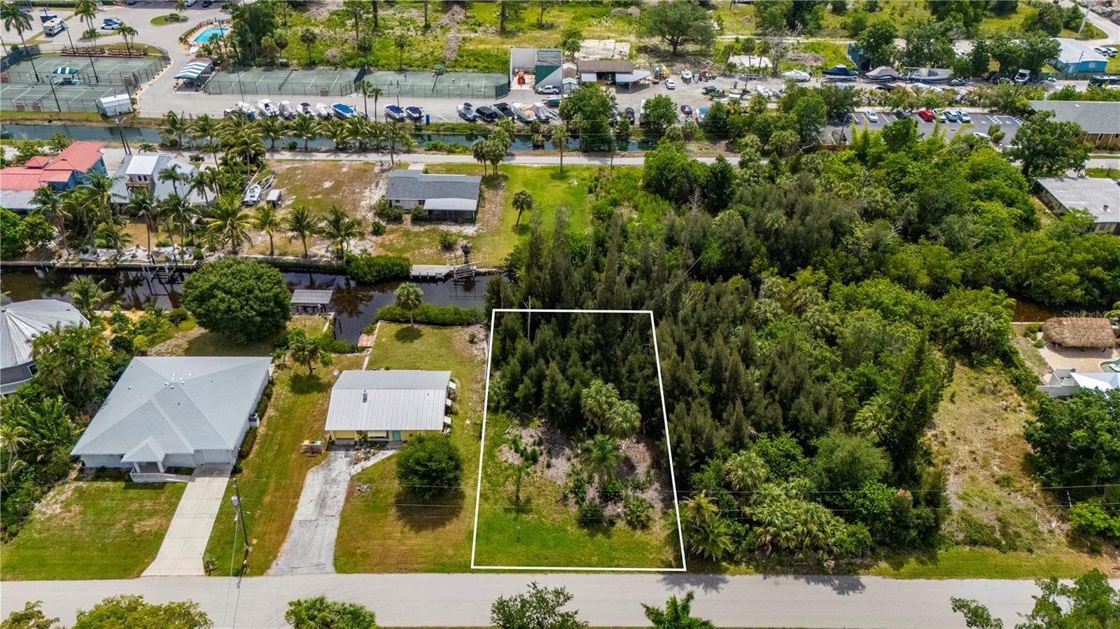 430 KLISPIE DRIVE — photo 7 of 13