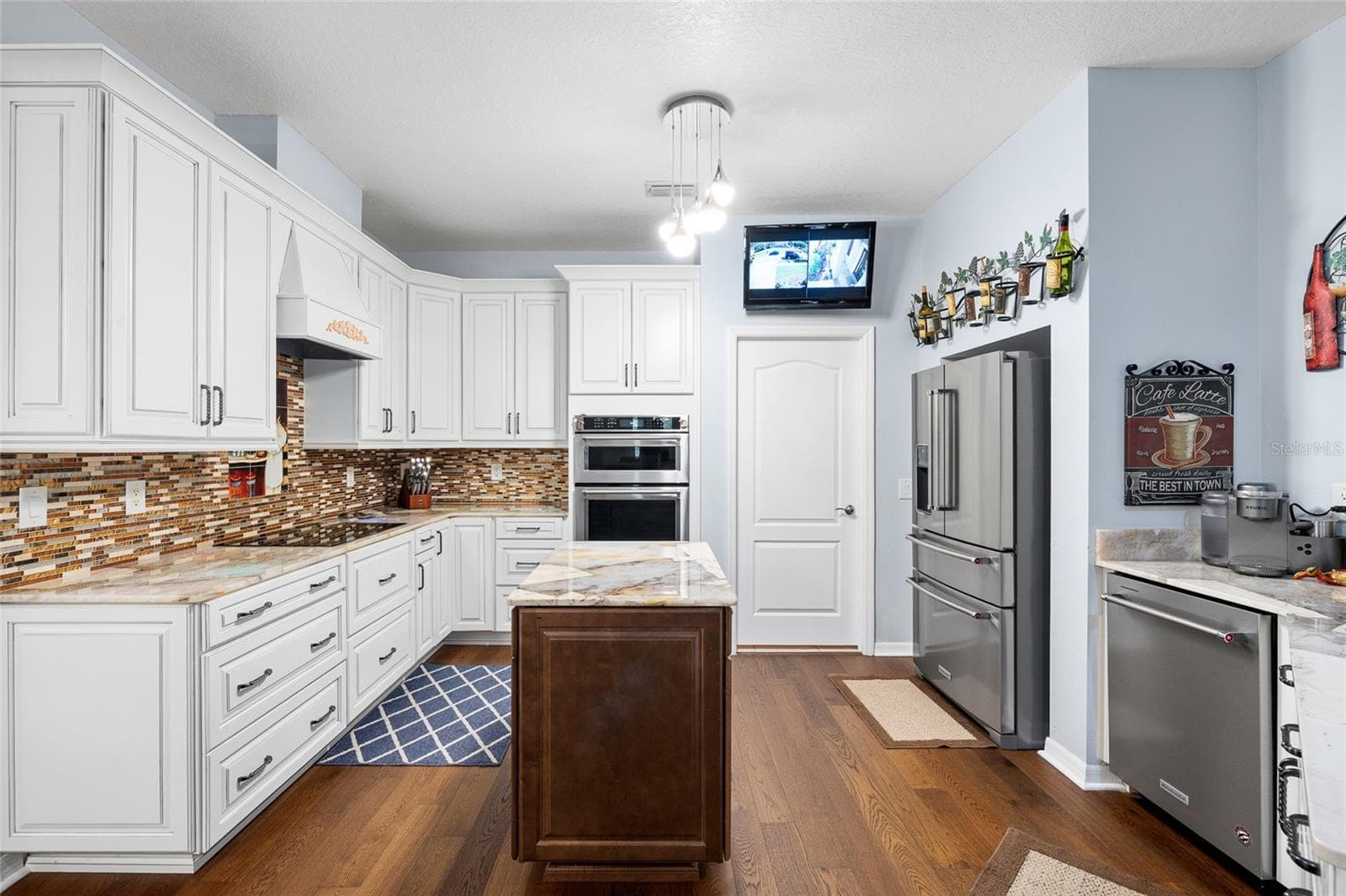10839 BREAKING ROCKS DRIVE — photo 18 of 61