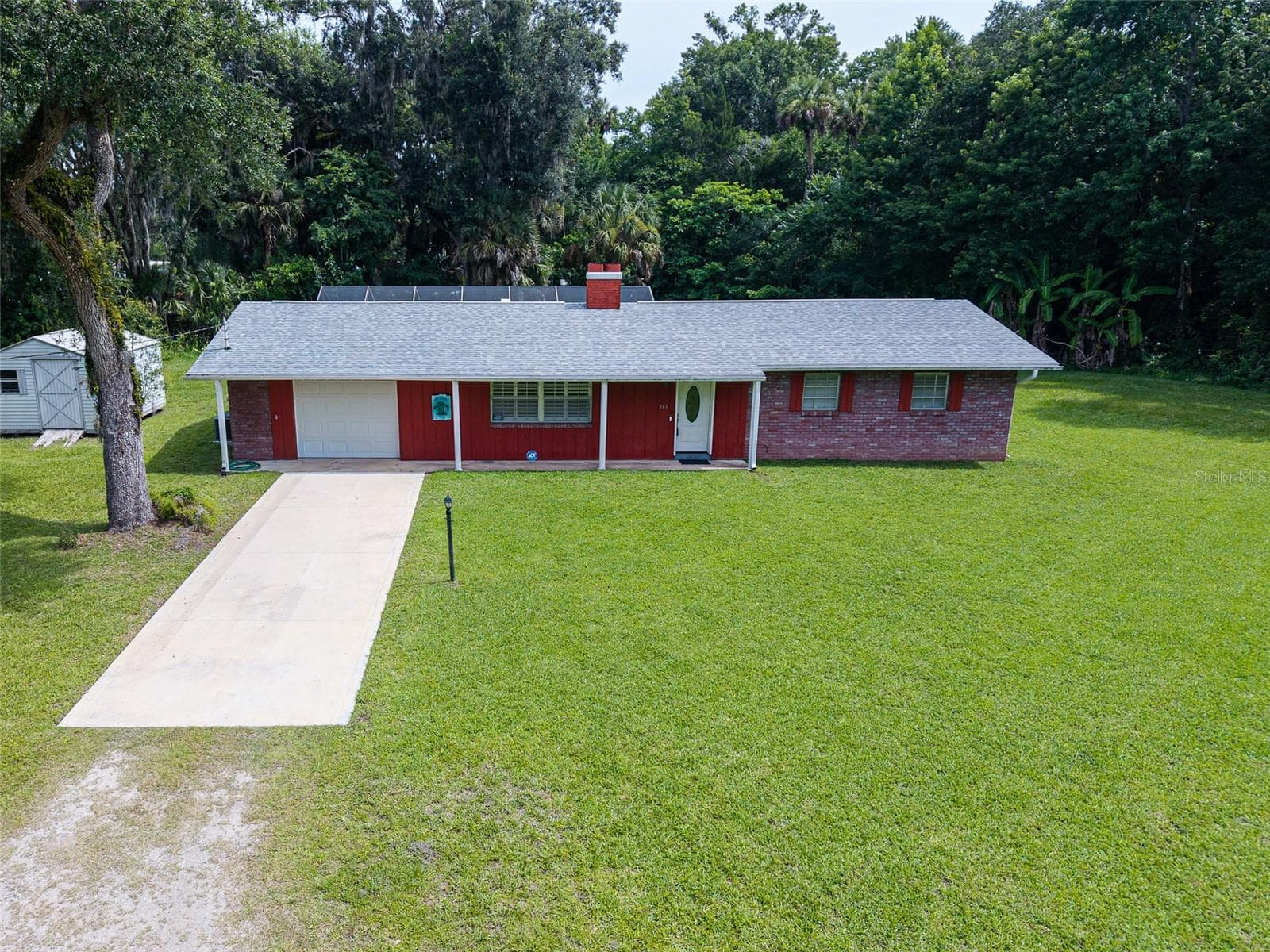585 CORBIN PARK ROAD — photo 48 of 49