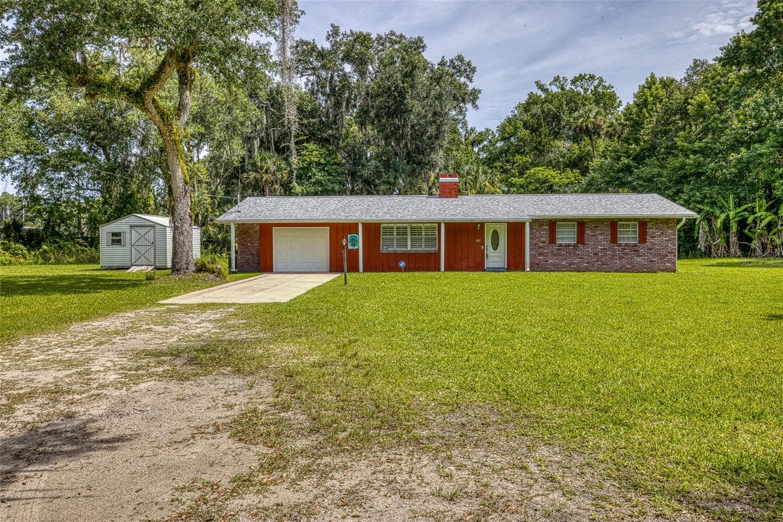 585 CORBIN PARK ROAD — photo 46 of 49