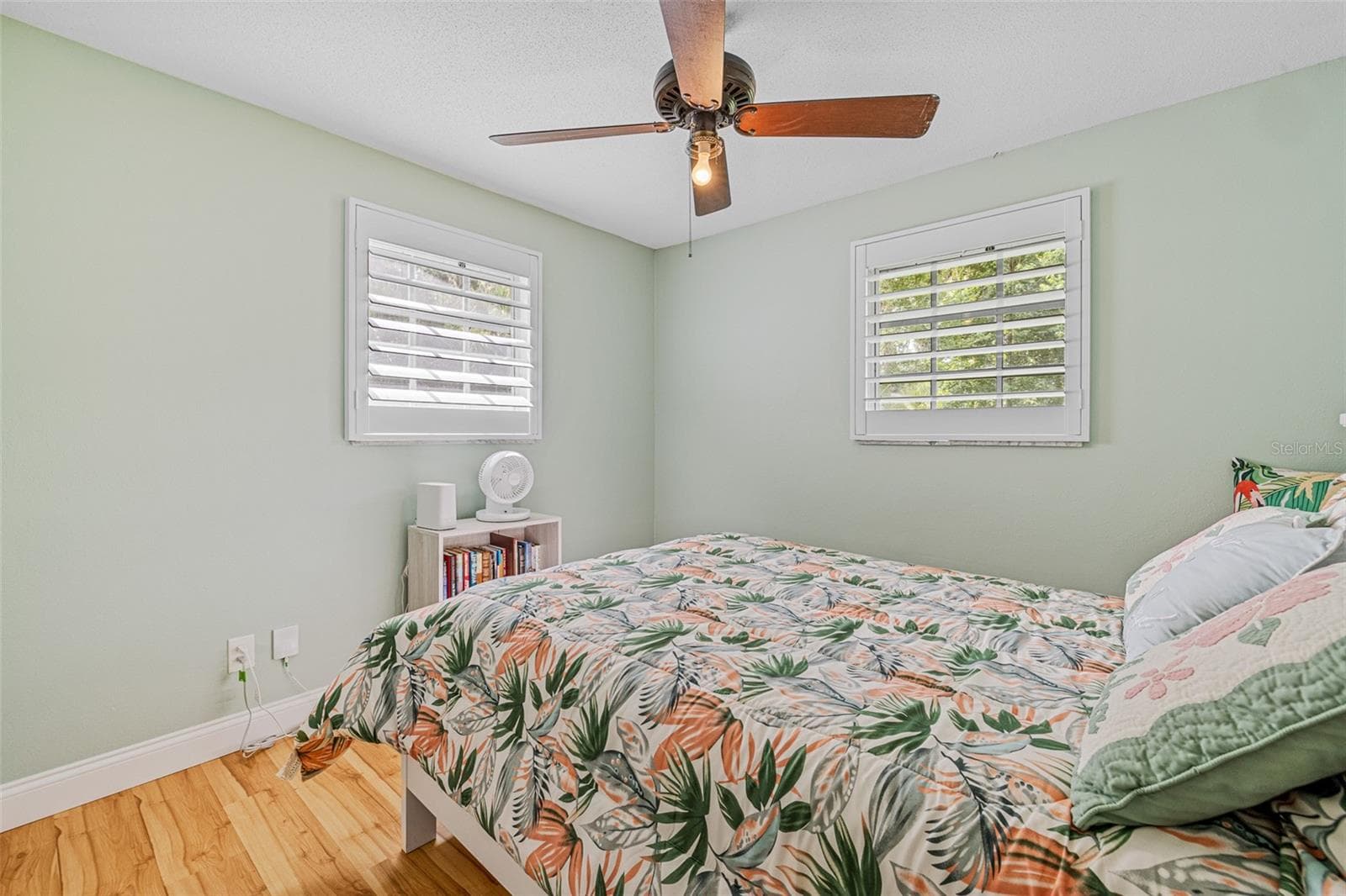 585 CORBIN PARK ROAD — photo 23 of 49