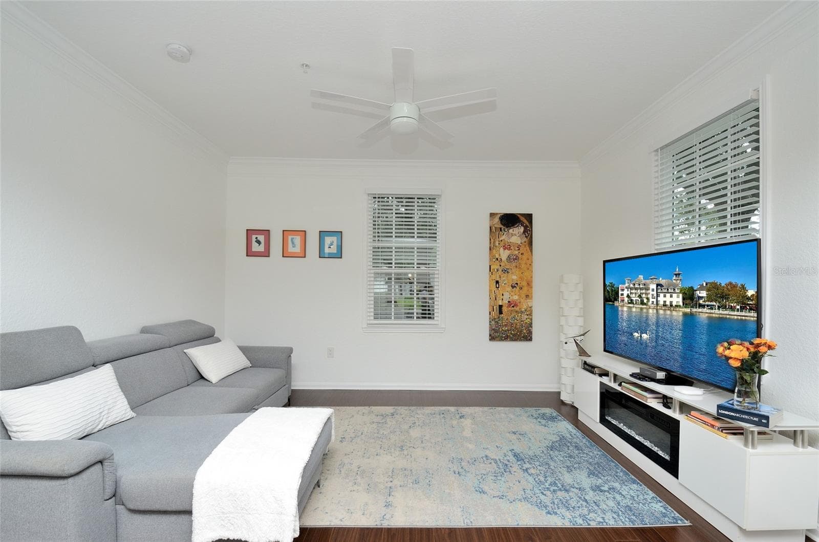 193 LONGVIEW AVENUE — photo 7 of 42