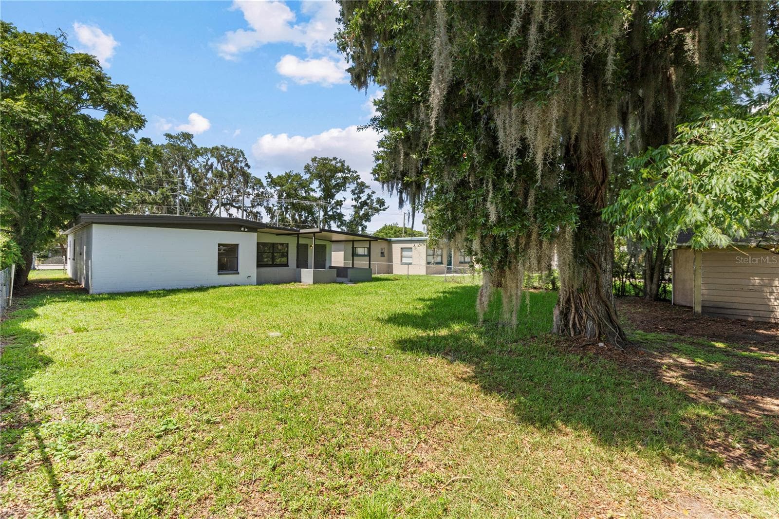 4303 ANDERSON ROAD — photo 38 of 39