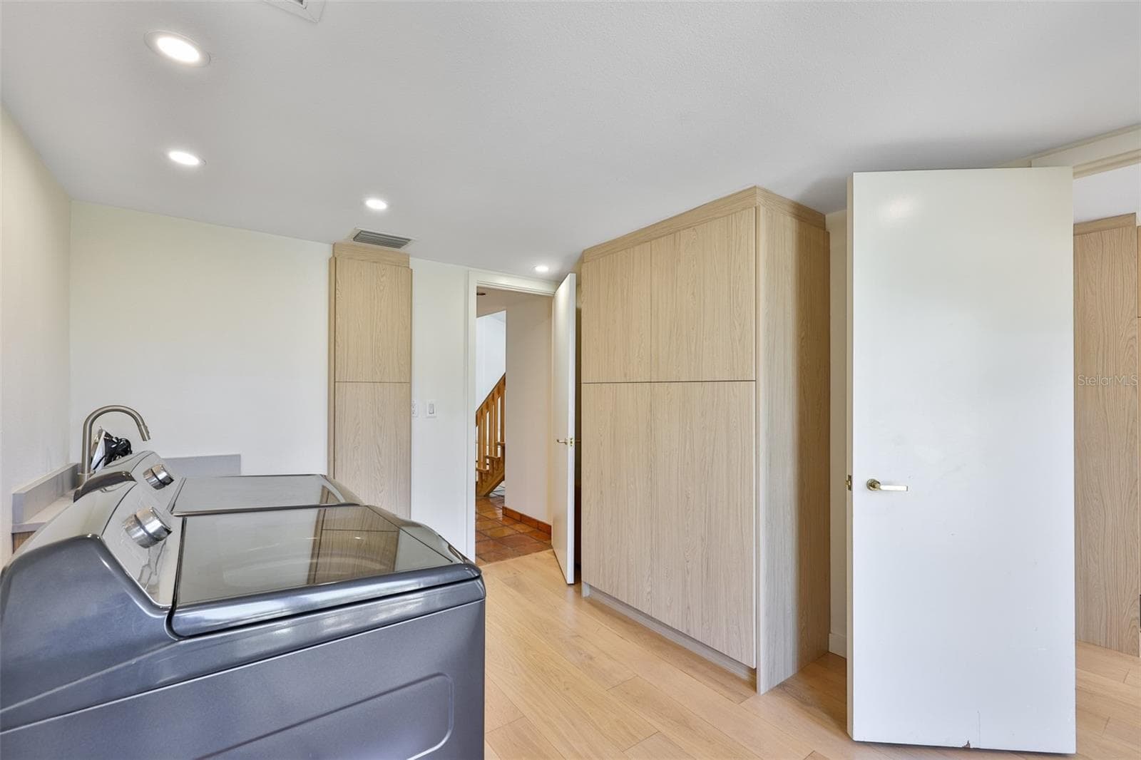 3148 AUTUMN DRIVE — photo 16 of 64