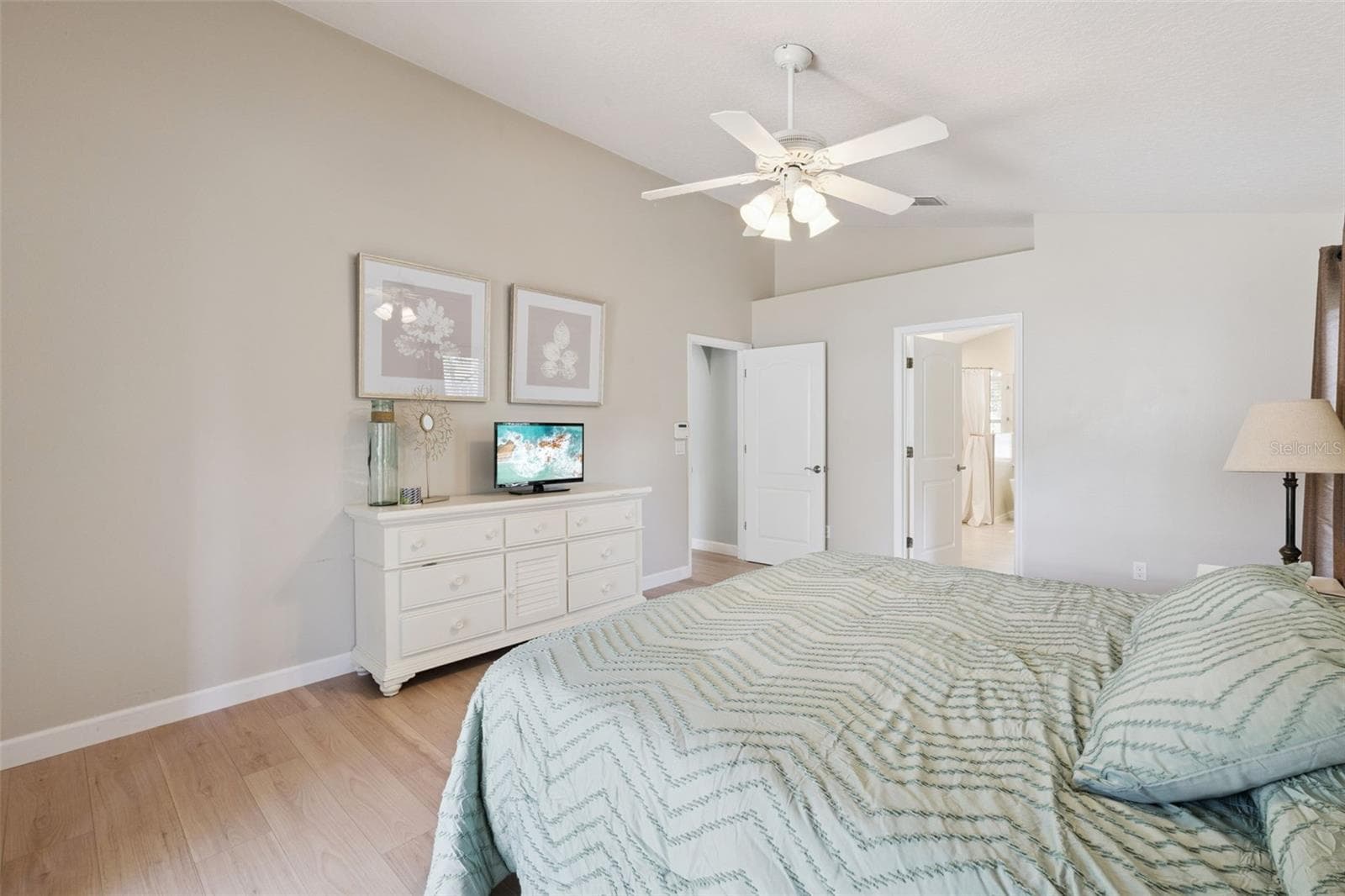 14975 FAVERSHAM CIRCLE — photo 23 of 54