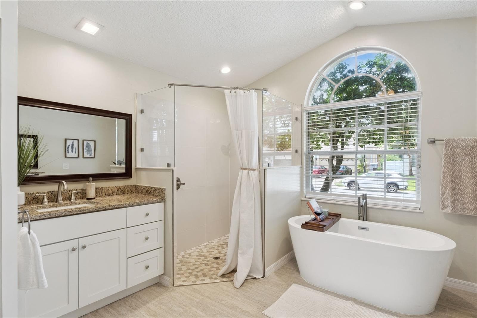 14975 FAVERSHAM CIRCLE — photo 27 of 54