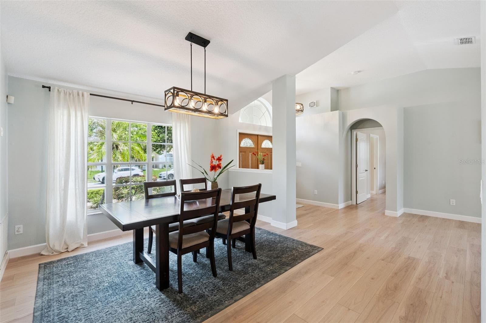 14975 FAVERSHAM CIRCLE — photo 5 of 54