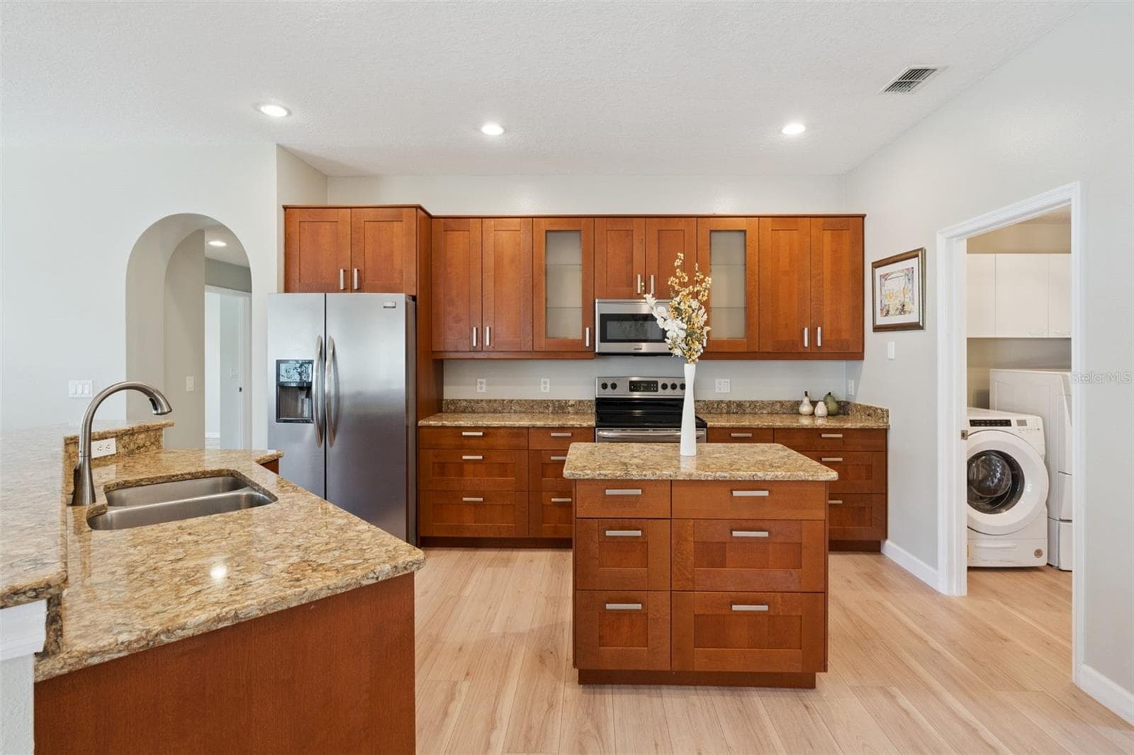 14975 FAVERSHAM CIRCLE — photo 12 of 54