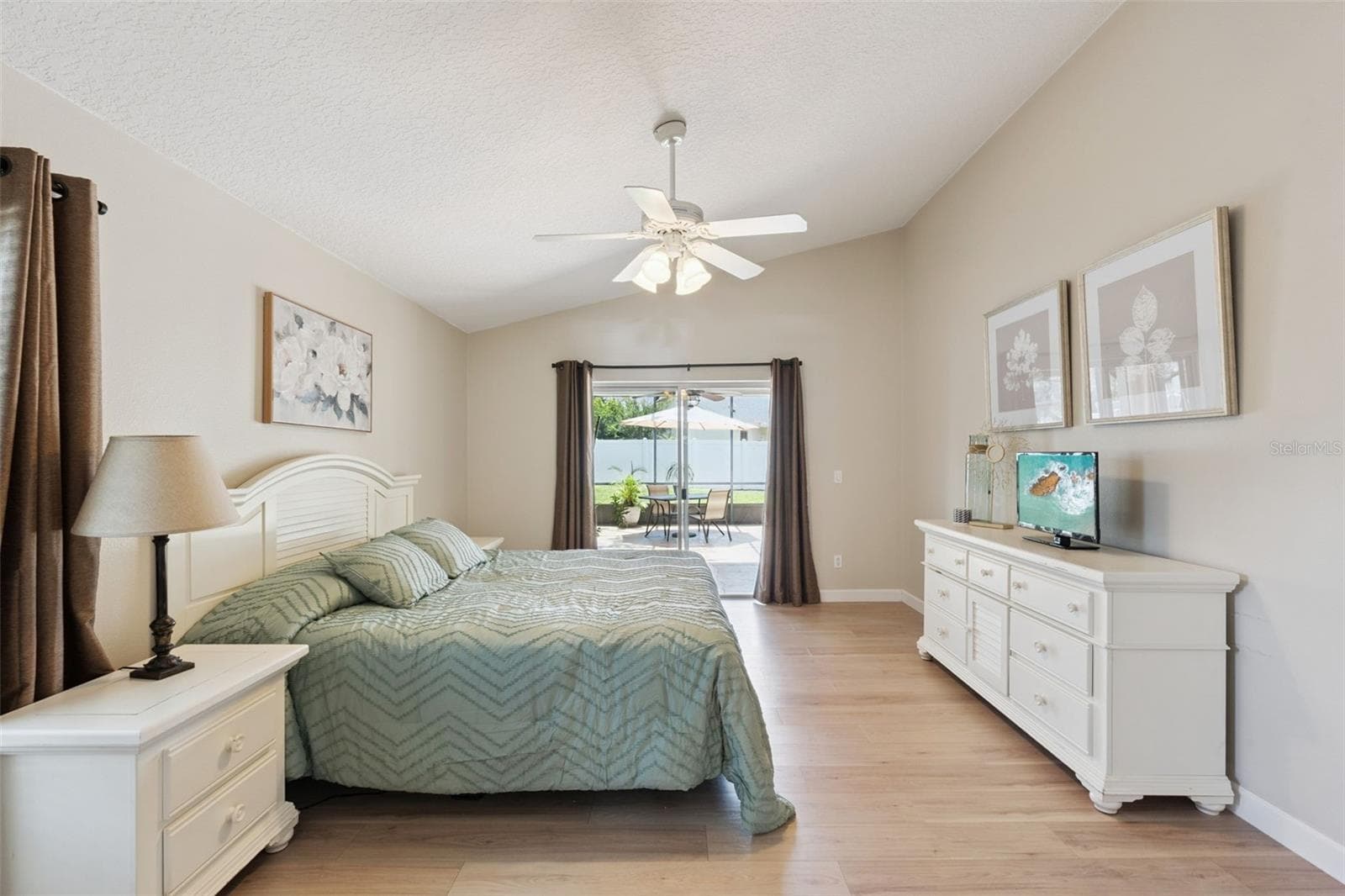 14975 FAVERSHAM CIRCLE — photo 25 of 54