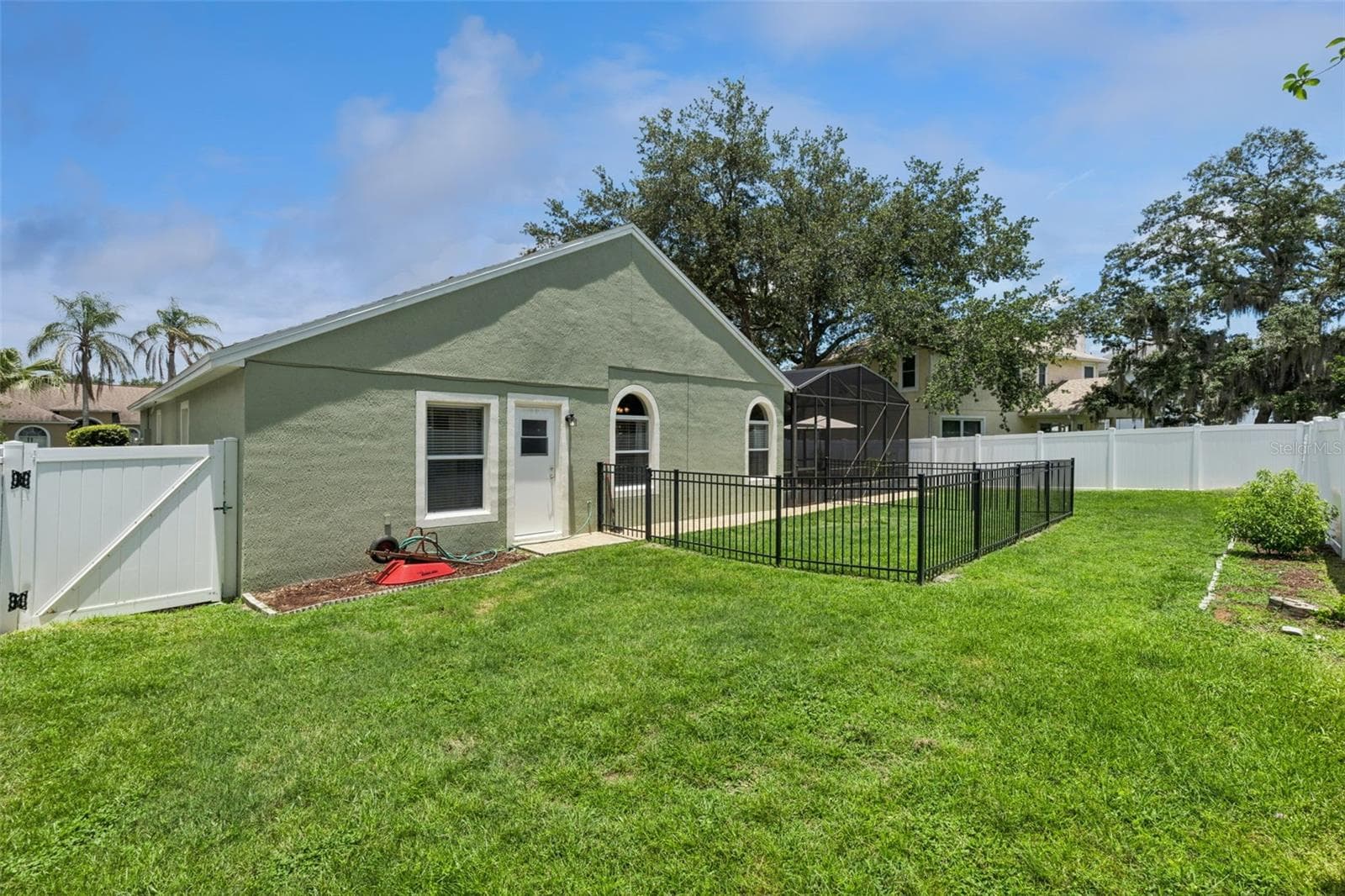 14975 FAVERSHAM CIRCLE — photo 43 of 54