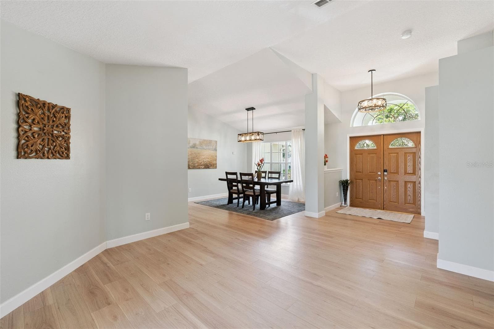 14975 FAVERSHAM CIRCLE — photo 10 of 54